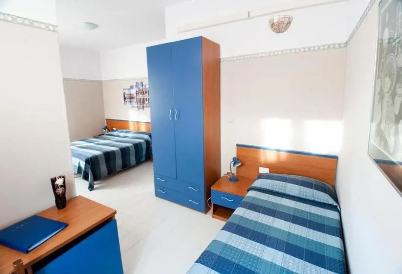 Standard Kolmen Hengen Huone, Albergo Marsari