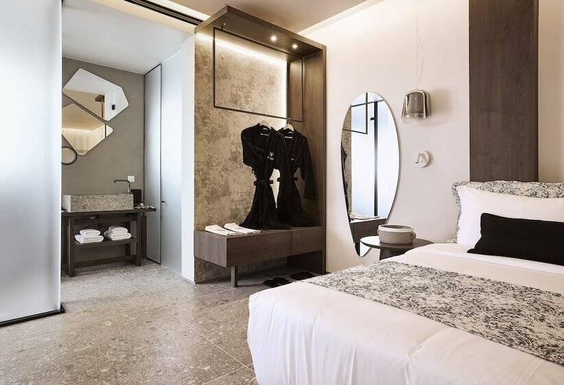 سوییت سوپریور با چشم‌انداز دریا, Amazon Suites