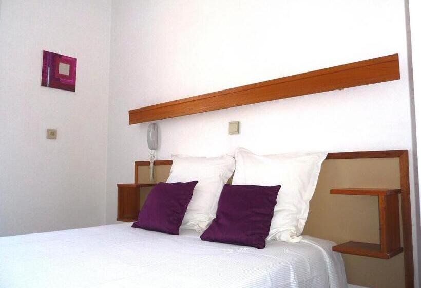 スタンダードルーム, Aubergade