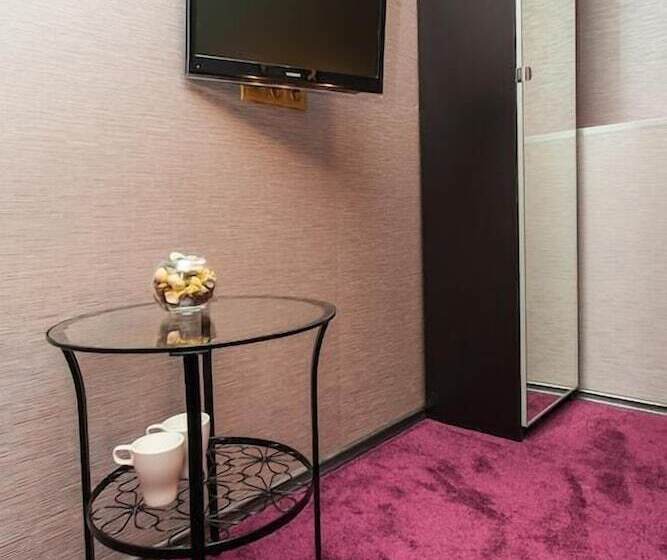 스탠다드 룸, Castello