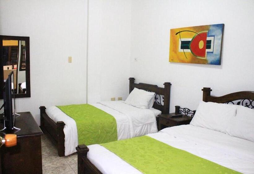Quarto Estandar, Colonial Manizales