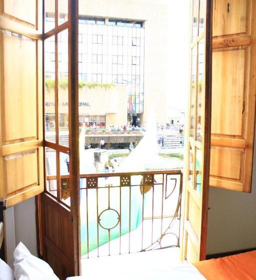 Quarto Familiar, Colonial Manizales