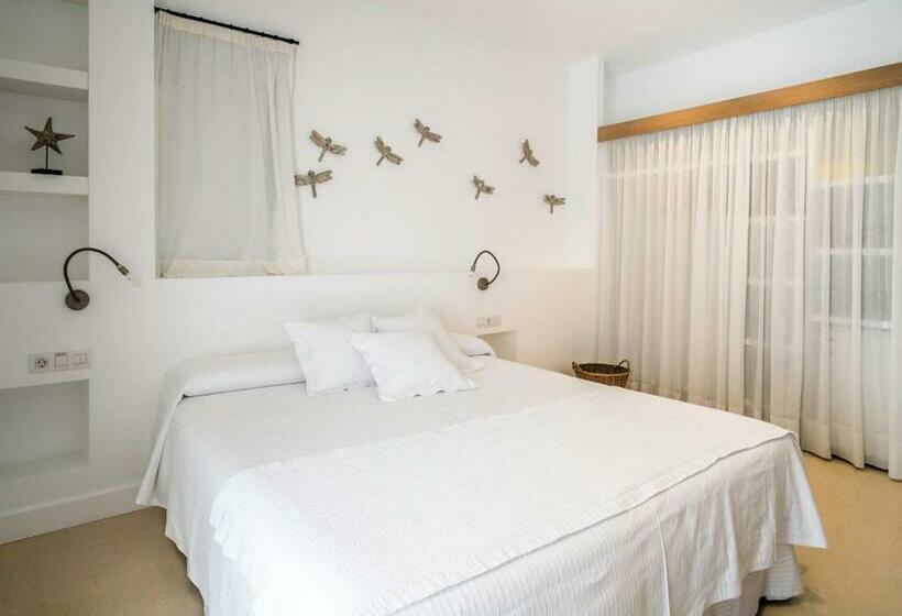 스파 이용가능한 스탠다드 룸, Es Marès