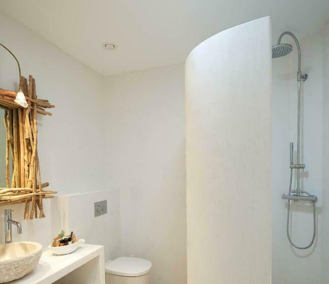 스파 이용가능한 스탠다드 룸, Es Marès