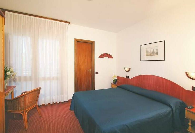 Номер Стандарт Трехместный, Friuli