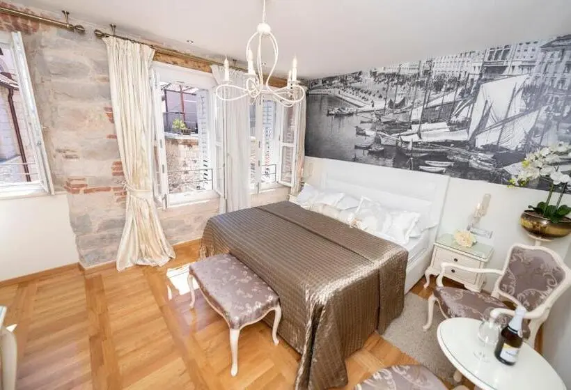 Deluxe-huone King-vuode, Gothic Palace Heritage