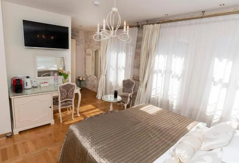 Deluxe-huone King-vuode, Gothic Palace Heritage