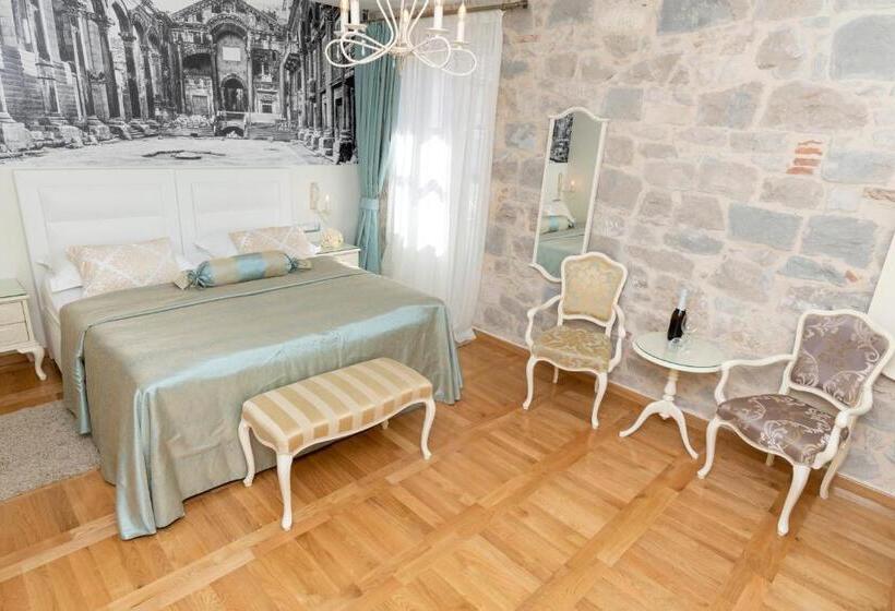 חדר סופריור עם מיטת קינג, Gothic Palace Heritage