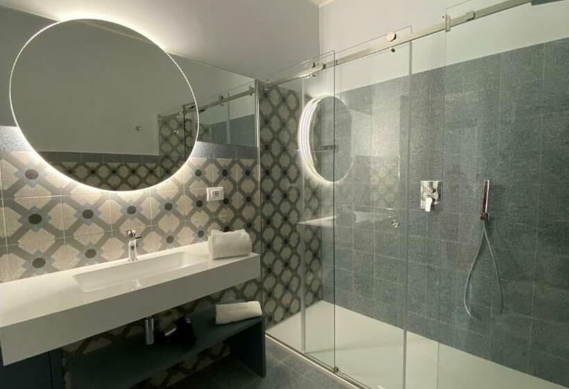 Номер Deluxe Вид на Море Боковой, Lanterne Magiche Ortigia Suites