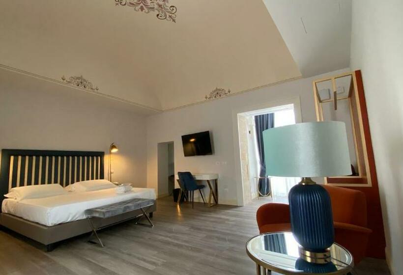 Номер Deluxe Вид на Море Боковой, Lanterne Magiche Ortigia Suites