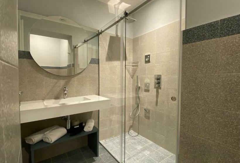 Номер Deluxe Вид на Море Боковой, Lanterne Magiche Ortigia Suites