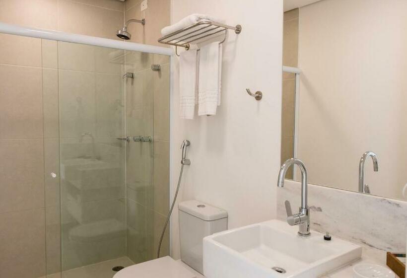 带露台的小型套房, Maui Maresias