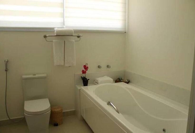 带大床的套房, Maui Maresias