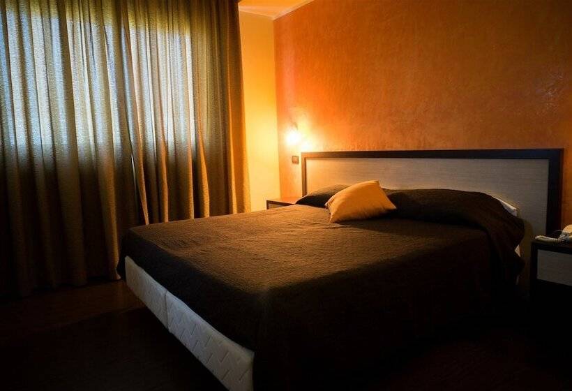 スタンダードルーム, Select