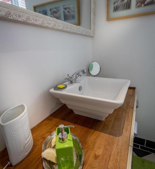 חדר סטנדרט חדר אמבטיה משותף, Jungshoved Præstegård B&b