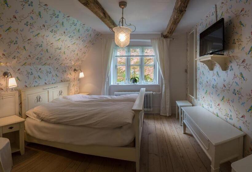 اتاق استاندارد با سرویس بهداشتی مشترک, Jungshoved Præstegård B&b