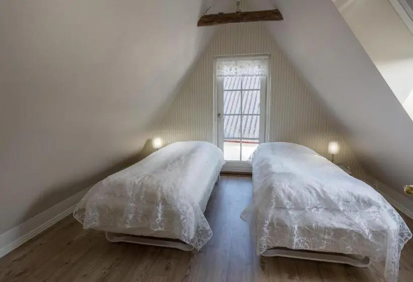 ２ベッドルームハウス, Jungshoved Præstegård B&b