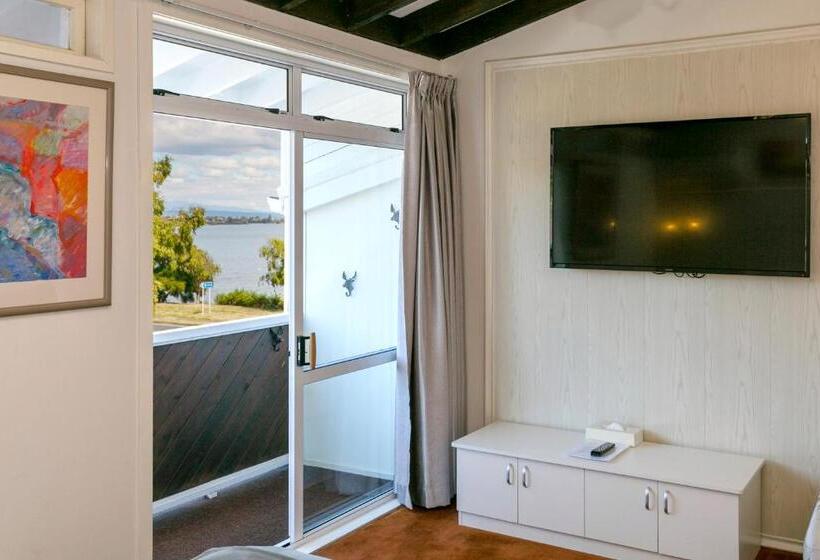 발코니가 있는 스위트, Taupo Thermal Motel & Spa
