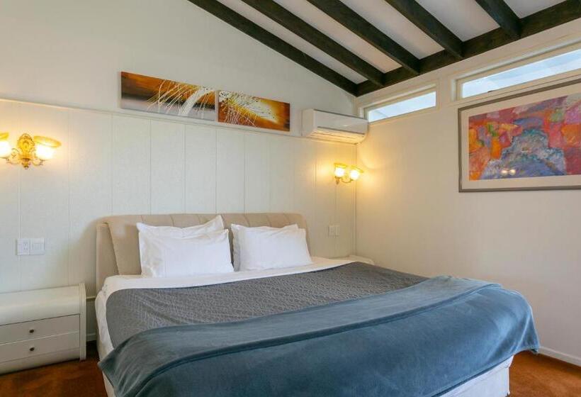 발코니가 있는 스위트, Taupo Thermal Motel & Spa