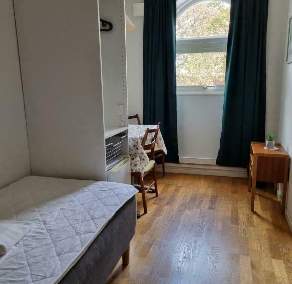 标准单人间共用浴室, Torget Vandrarhem