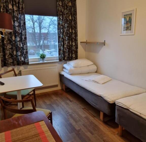 带共用浴室的标准房间, Torget Vandrarhem
