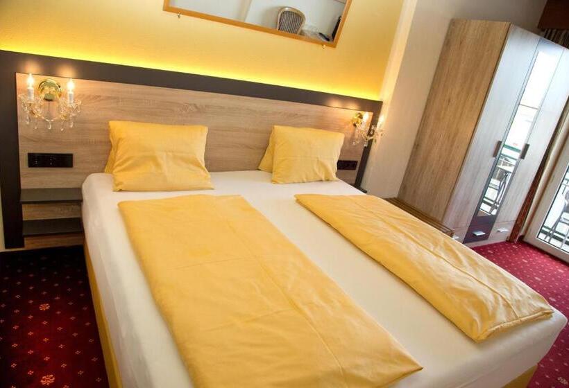 Номер Стандарт Вид на Озеро, Villa Desiree   Hotel Garni   Adults Only