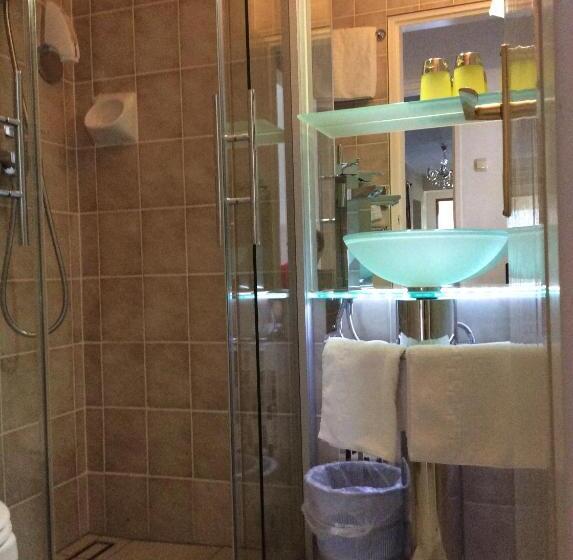 Suite with lake view, Villa Desiree   Hotel Garni   Adults Only