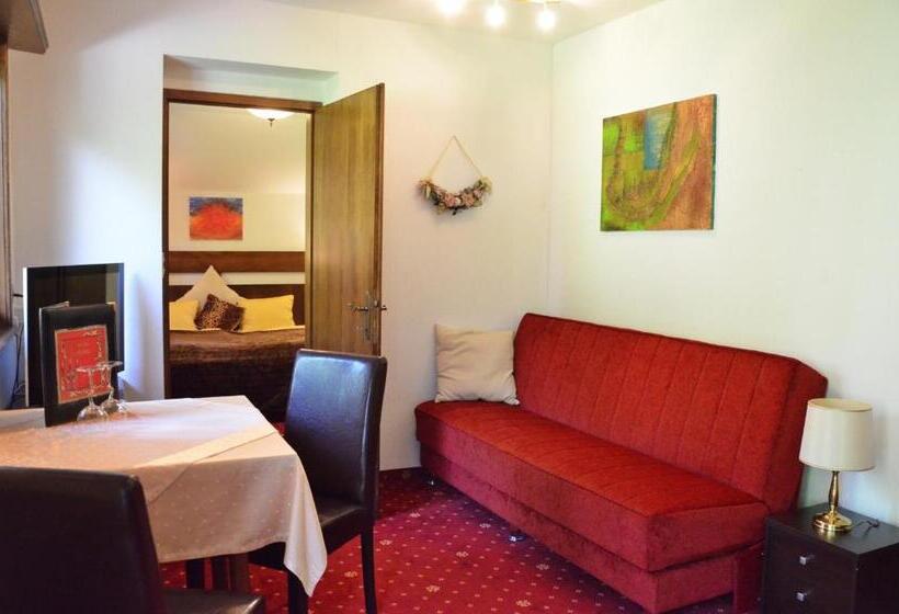 דירה בת חדר שינה 1 עם מרפסת, Villa Desiree   Hotel Garni   Adults Only