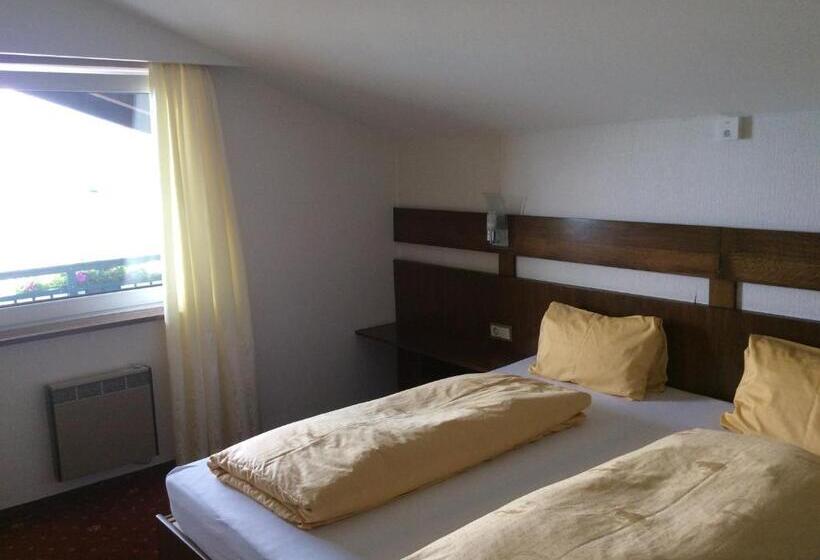 شقة بغرفتي نوم, Villa Desiree   Hotel Garni   Adults Only