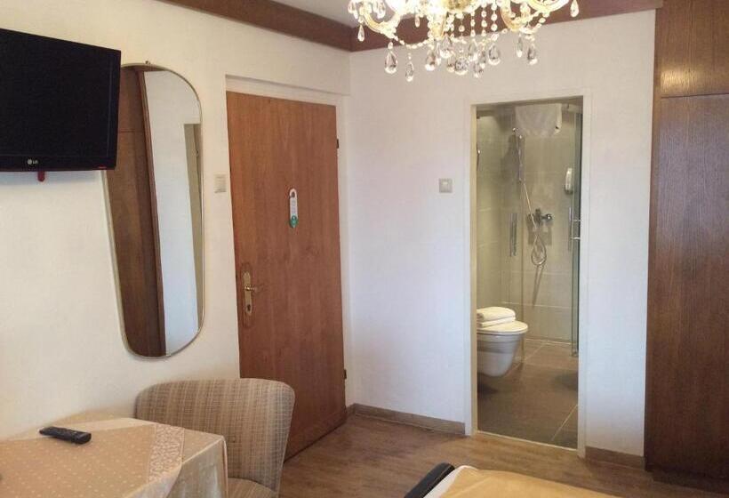 غرفة إقتصادية, Villa Desiree   Hotel Garni   Adults Only