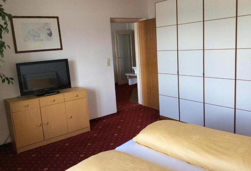 جناح مطل على البحيرة, Villa Desiree   Hotel Garni   Adults Only