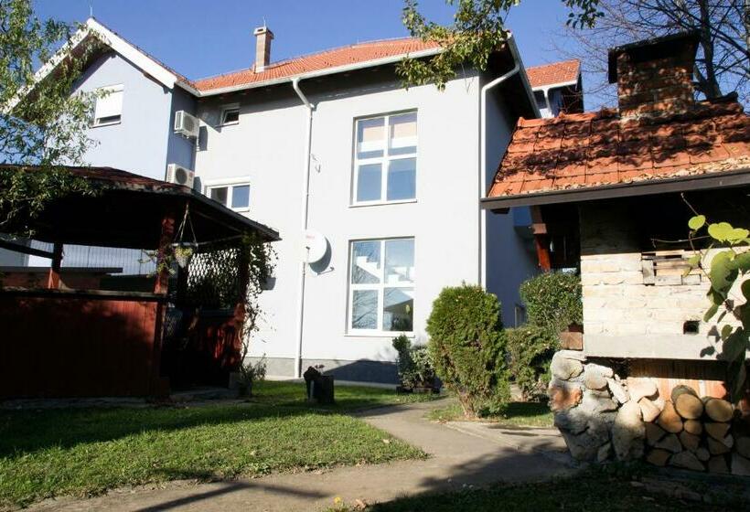 스탠다드 룸 가든 전망, B&b Tara Garden