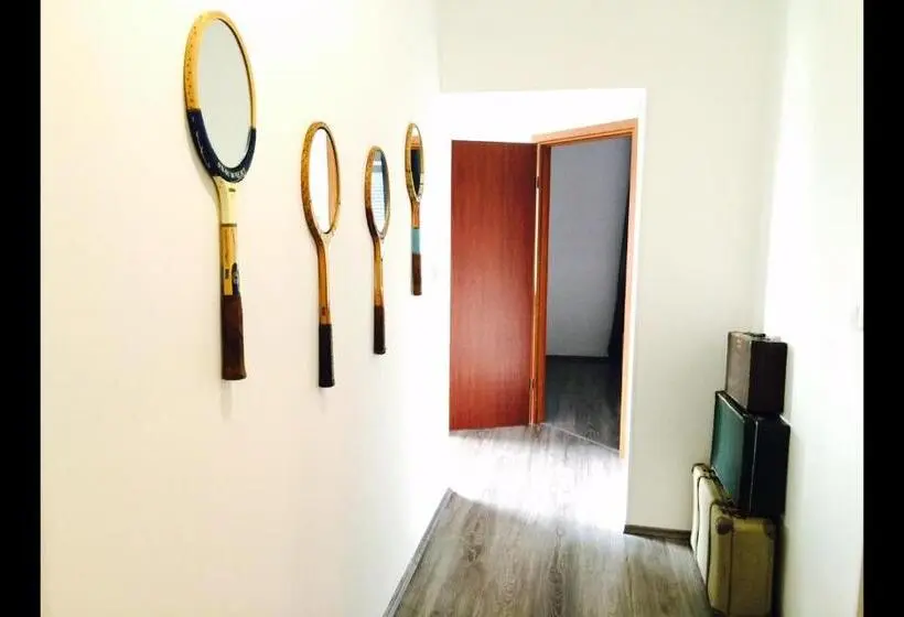 آپارتمان 1 خوابه با چشم‌انداز باغ, B&b Tara Garden
