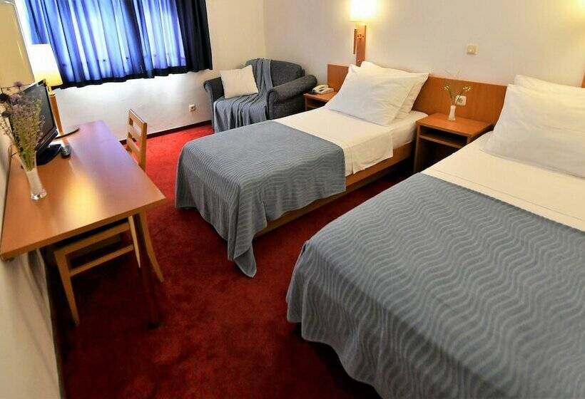 غرفة كومفورت, Alkar