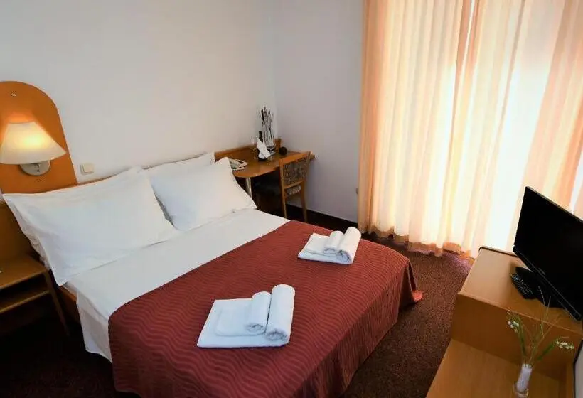 Quarto standart com varanda, Alkar