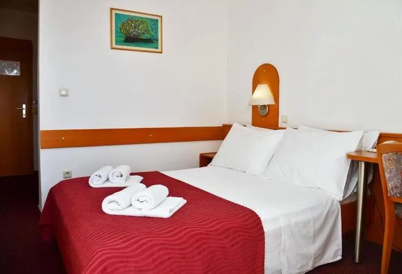 Quarto standart com varanda, Alkar