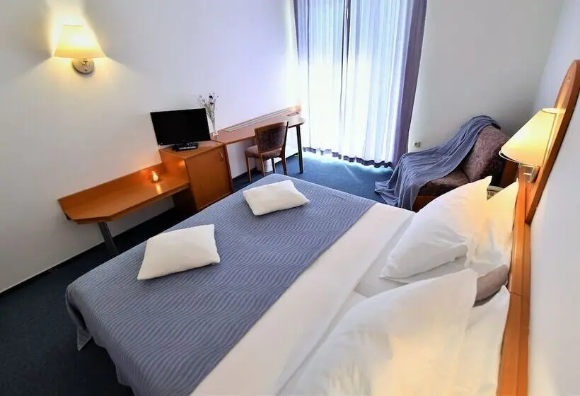 Quarto Comfort, Alkar