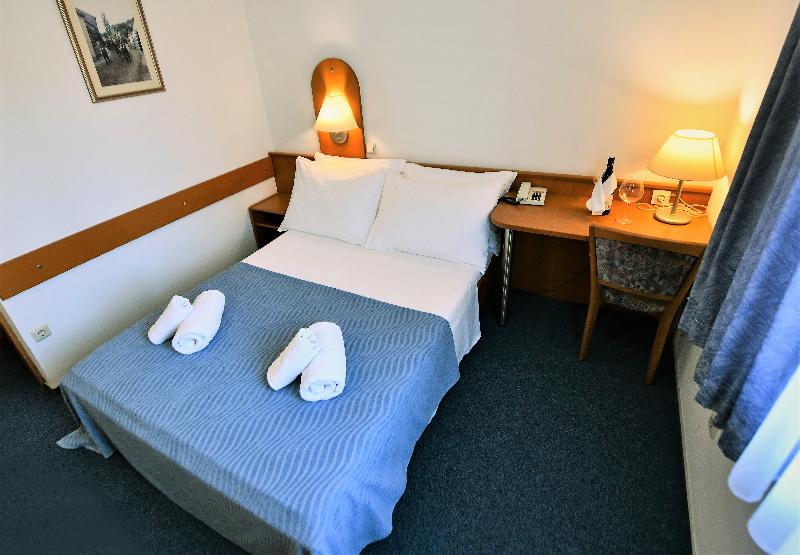 غرفة قياسية, Alkar