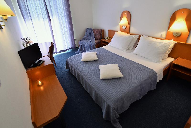 غرفة كومفورت, Alkar