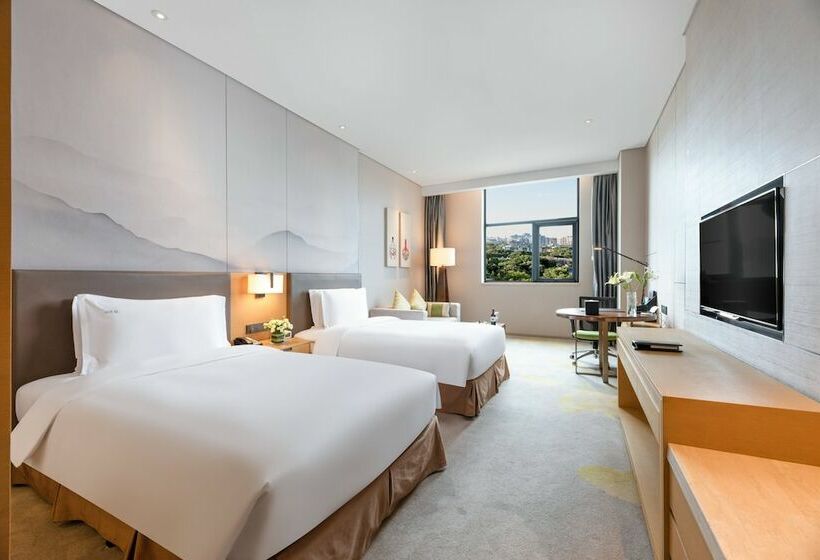 Номер Стандарт Двуспальная Кровать, Holiday Inn Baoji Central, An Ihg