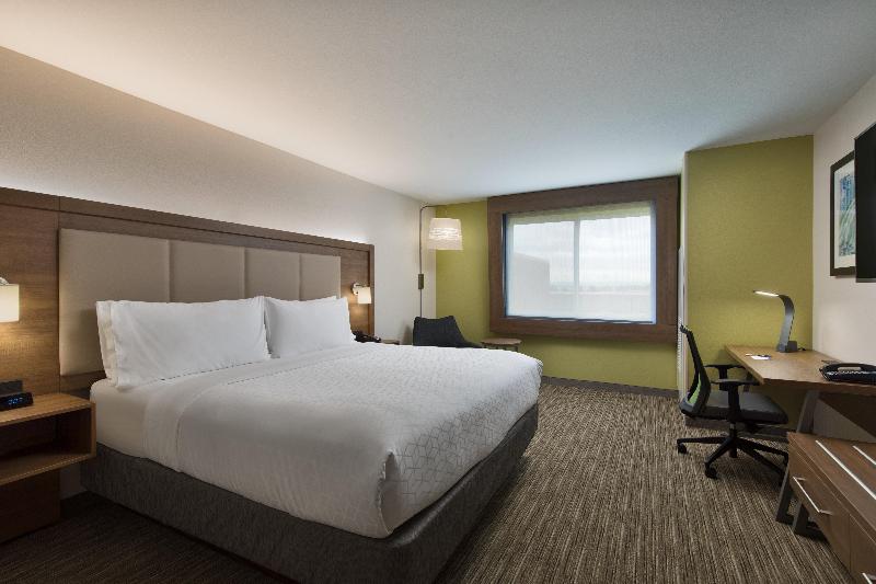 キングサイズベッドのスイートルーム, Holiday Inn Express & Suites   Portland Airport   Cascade Stn, An Ihg