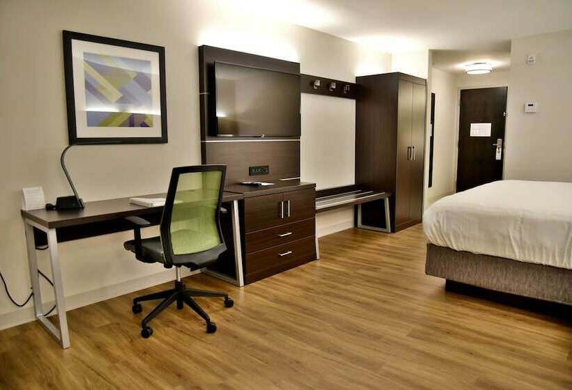 חדר סטנדרט, Holiday Inn Express & Suites   Gatineau   Ottawa, An Ihg
