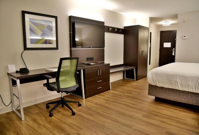 适合残疾人士使用的带超级大床的标准间, Holiday Inn Express & Suites   Gatineau   Ottawa, An Ihg