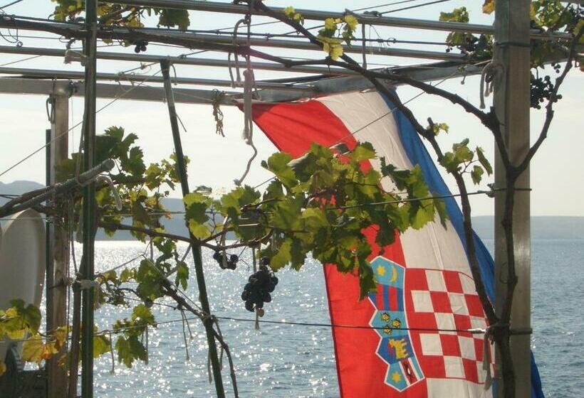 חדר סטנדרט, Palace Vrkljan