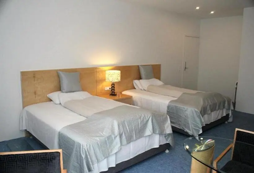 デラックスの４人部屋, Seafront