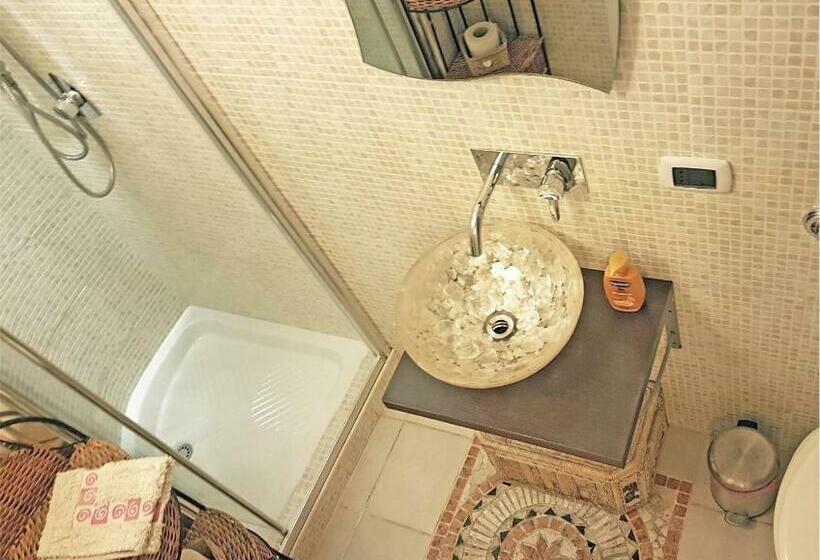 标准间, Appartamento Taranto