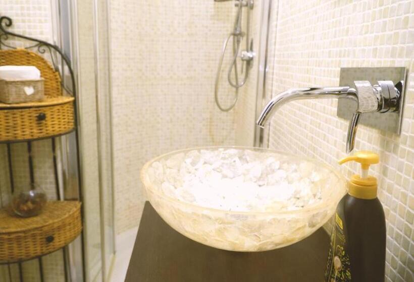 标准间, Appartamento Taranto