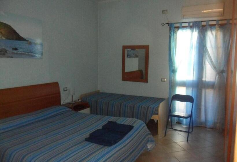 اتاق ساده سه نفره, Canne Al Vento