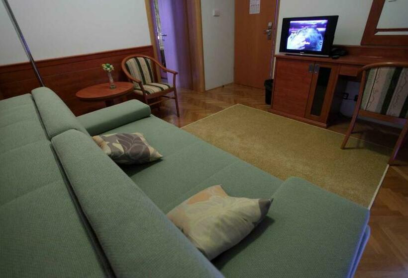 套房, Dorijini Dvori