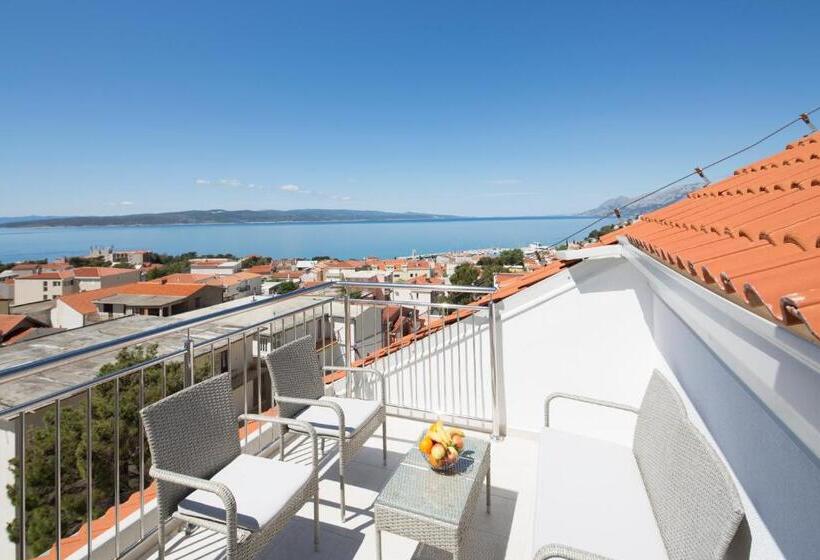 豪华套房, Dorijini Dvori